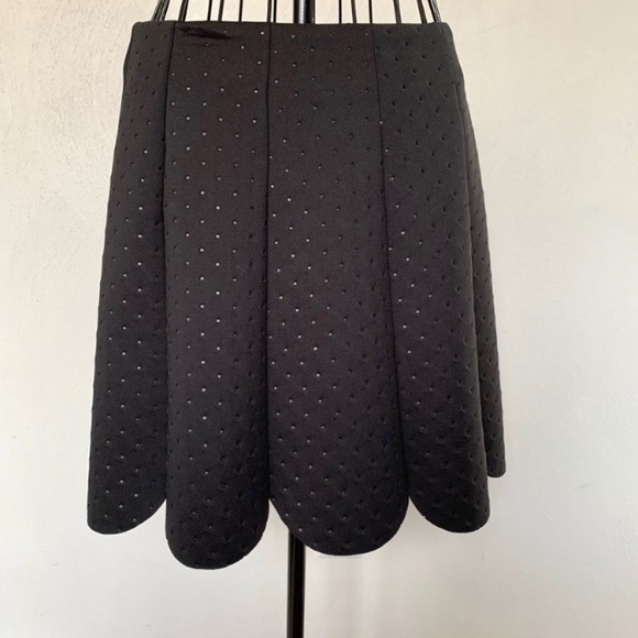 Soprano Scuba Knit NWT Scalloped Hemline Skirt - Picture 3 of 8